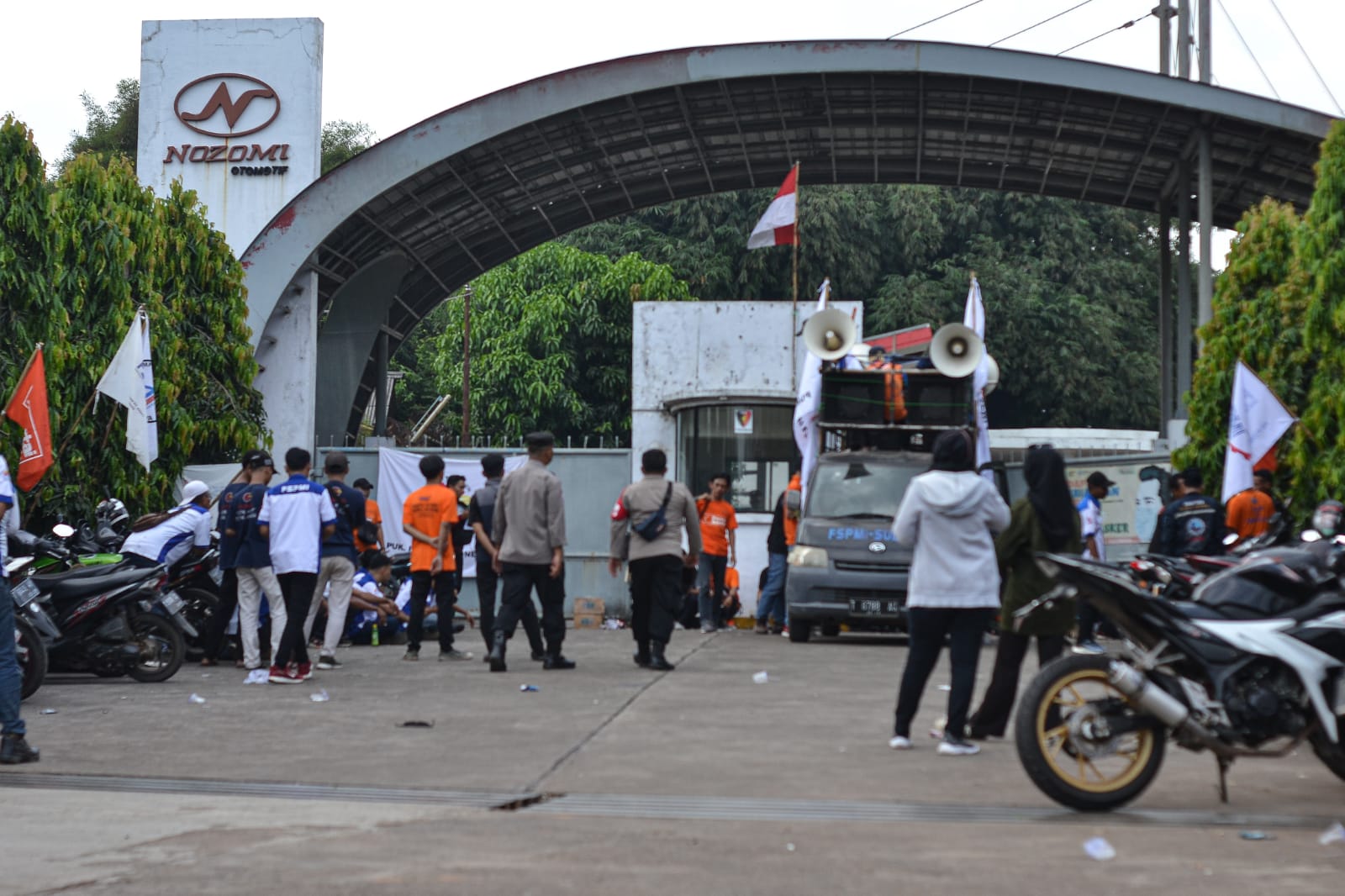 Tanyakan Masalah Upah, Anggota Serikat Malah di PHK
