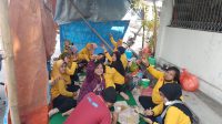 Pengurus KC FSPMI Pasuruan Raya Sambangi Tenda Juang Buruh Korban PHK Sepihak PT. Agel Langgeng