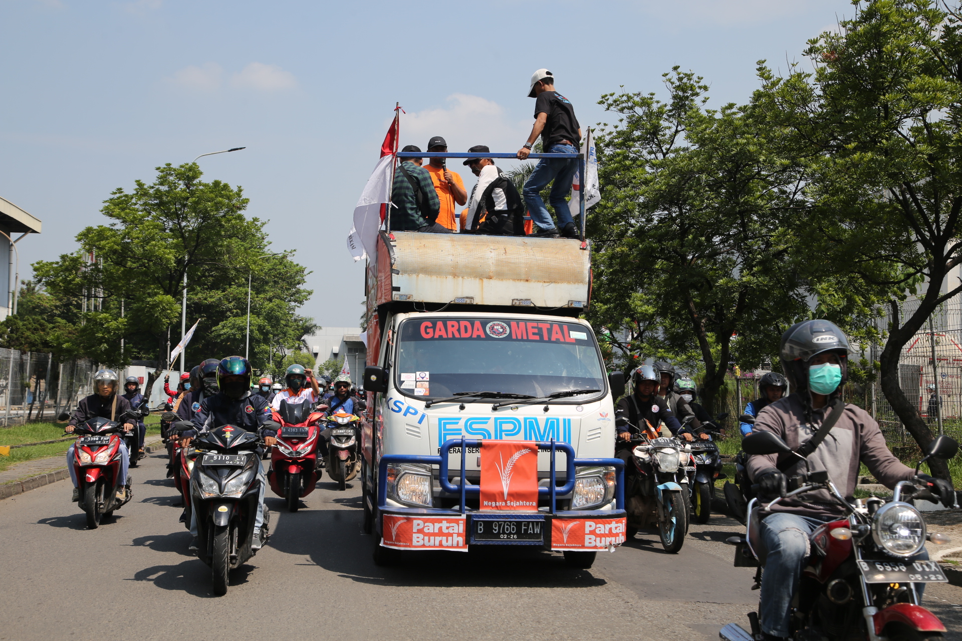 Usai Aksi Unjuk Rasa ke Kantor Bupati, Buruh Bekasi Datangi PT. Sarana Unggul Pratama