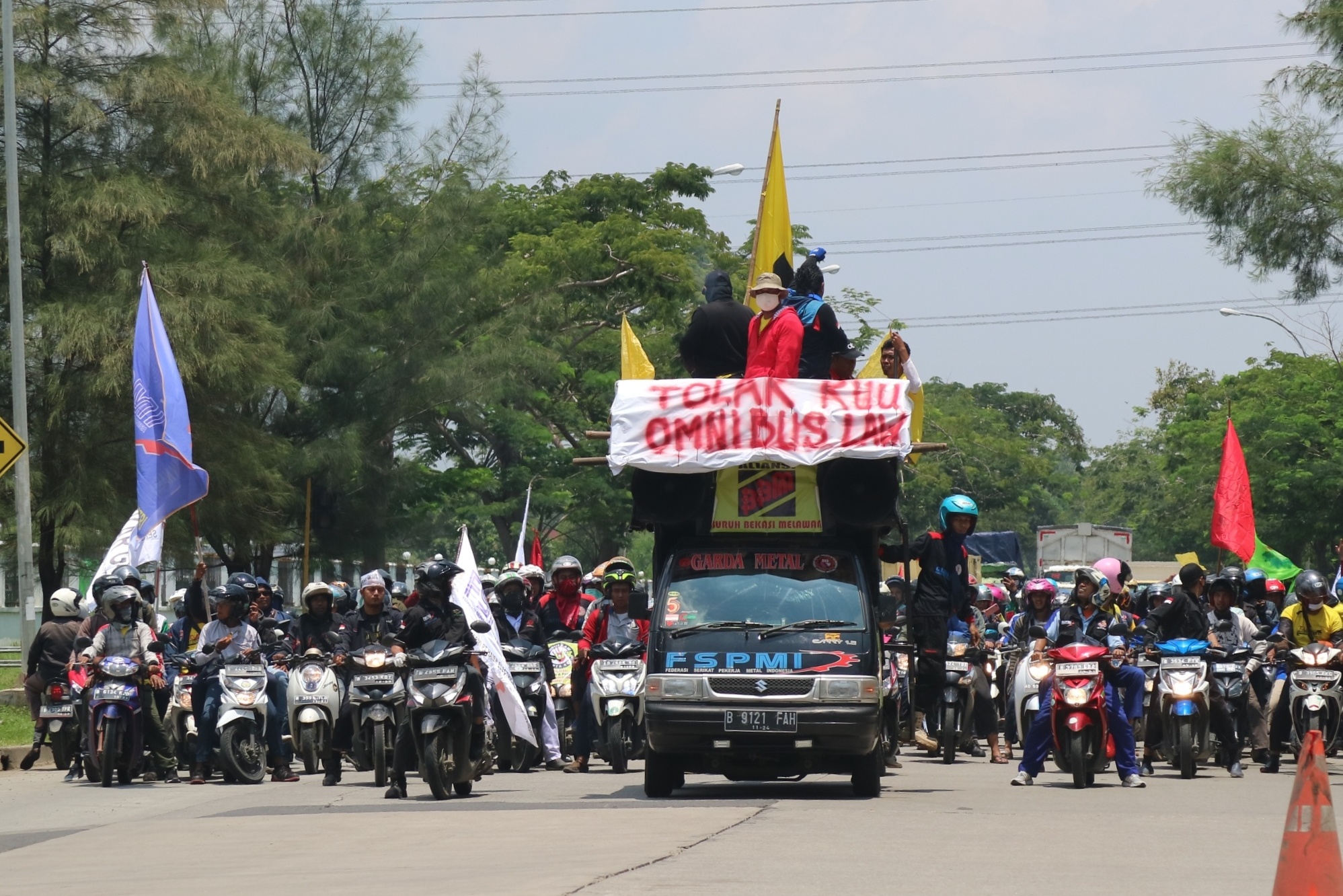 KC FSPMI Bekasi Instruksikan Aksi Unjuk Rasa ke Kantor Bupati dan Walikota