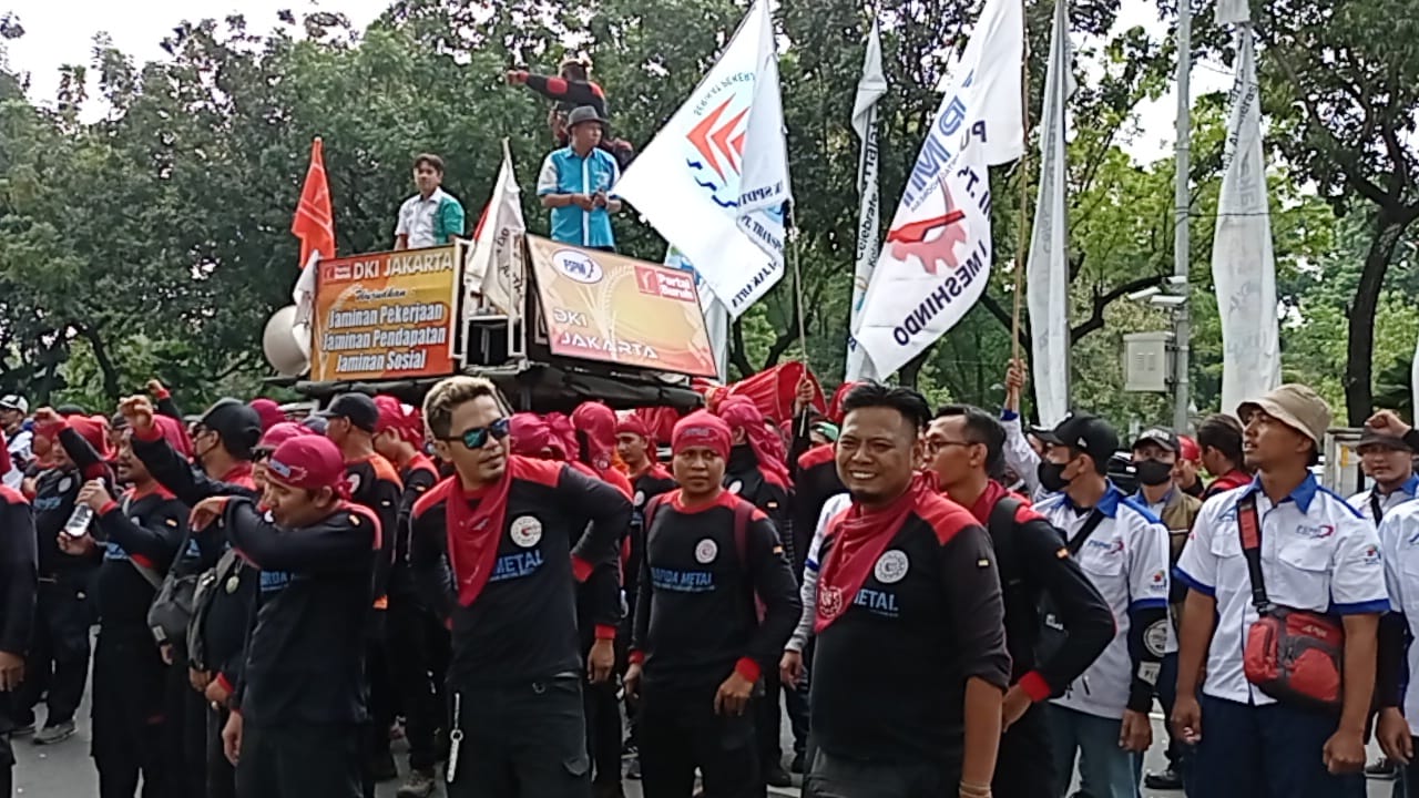 Pekan Depan Buruh DKI Aksi Tolak Kenaikan Harga BBM, Ini Alasannya