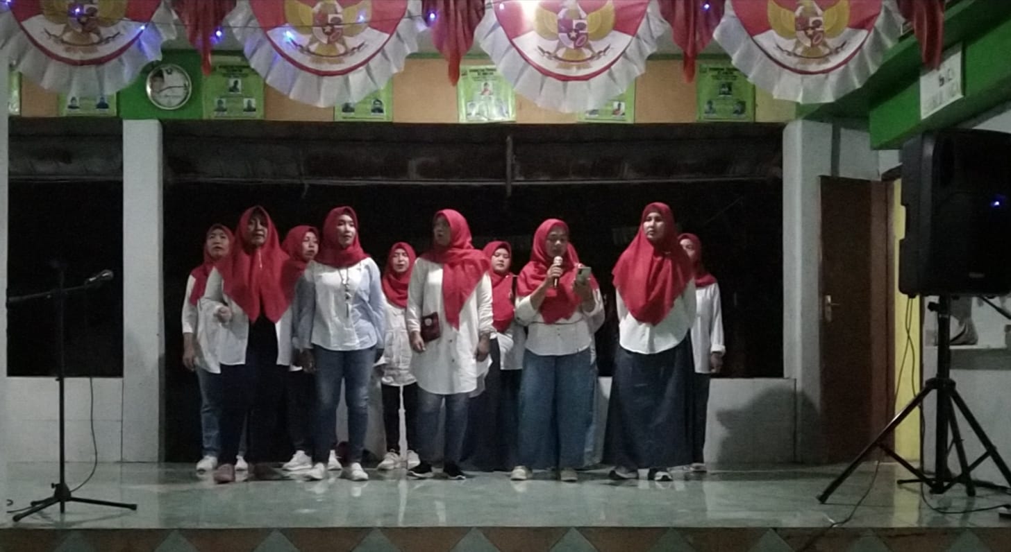 Lomba Karaoke Meriahkan HUT RI ke 77 di Perum Asri Pratama