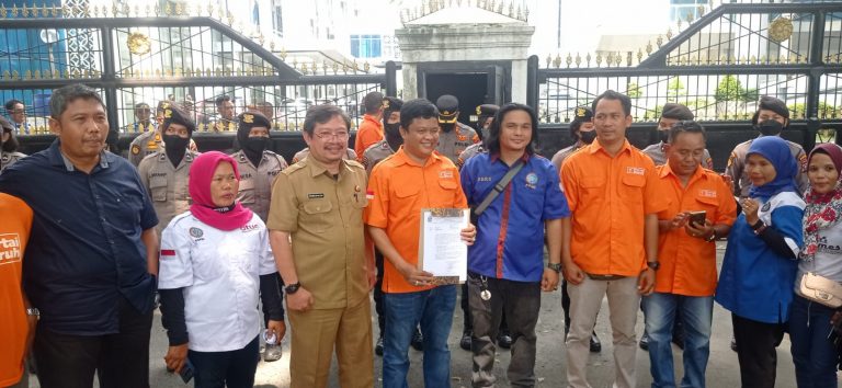 Melalui Surat ke Jokowi, DPRD Sumut Sampaikan Penolakan Kenaikan Harga BBM Masyarakat Sumut.