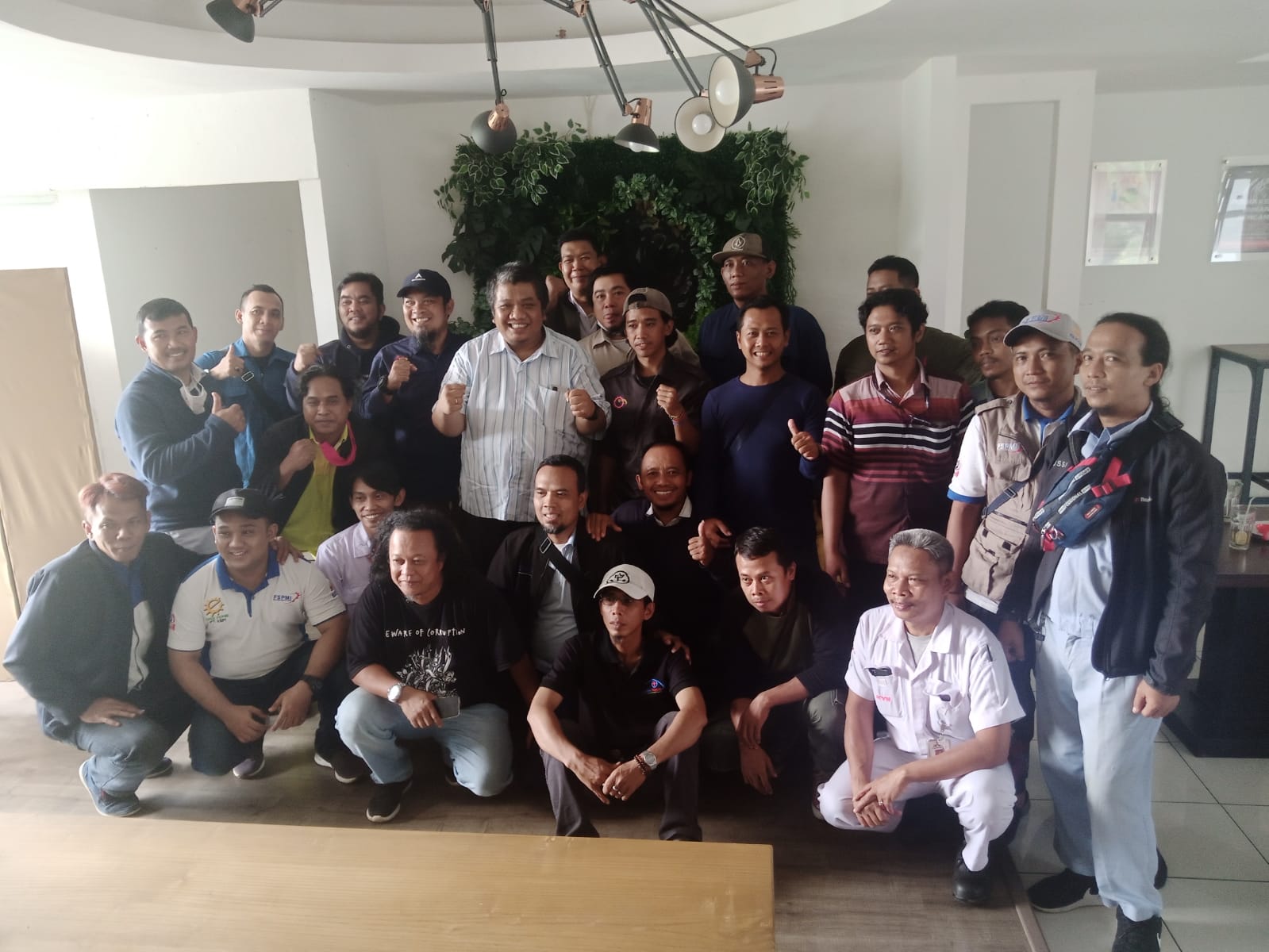 Forum Silaturahmi Serikat Pekerja MM2100 Adakan Diskusi dengan RS Amanda