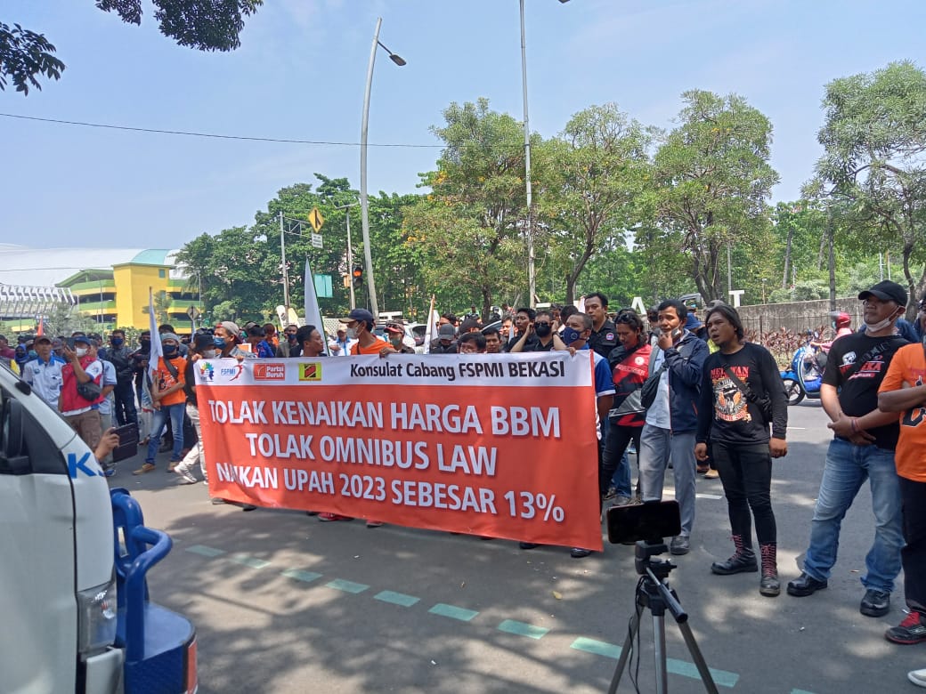 Konsulat Cabang FSPMI Bekasi Tegas Tolak Kenaikan Harga BBM