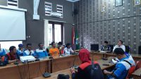 Buruh Geram, Ketua DPRD Lebak Tidak Bisa Ditemui