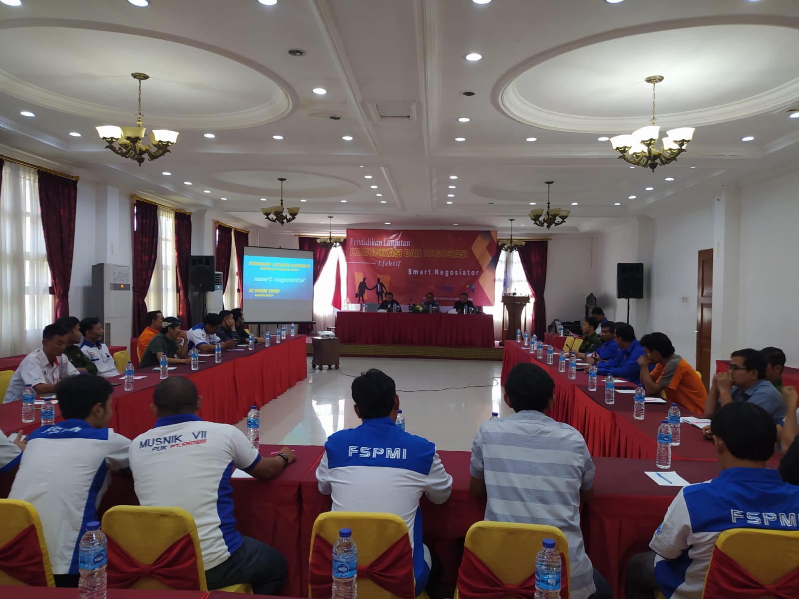 PUK SPAMK FSPMI PT. NGK Ceramics Indonesia Ikuti Pendidikan Komunikasi dan Negosiasi Efektif