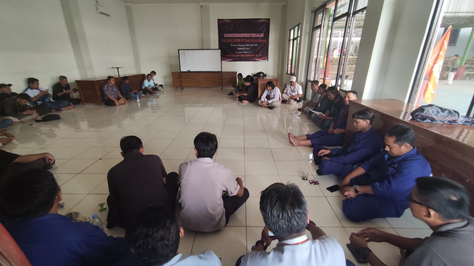 Menuju Aksi Unjuk Rasa Nasional 4 Oktober, KC FSPMI Purwakarta Adakan Rapat Koordinasi