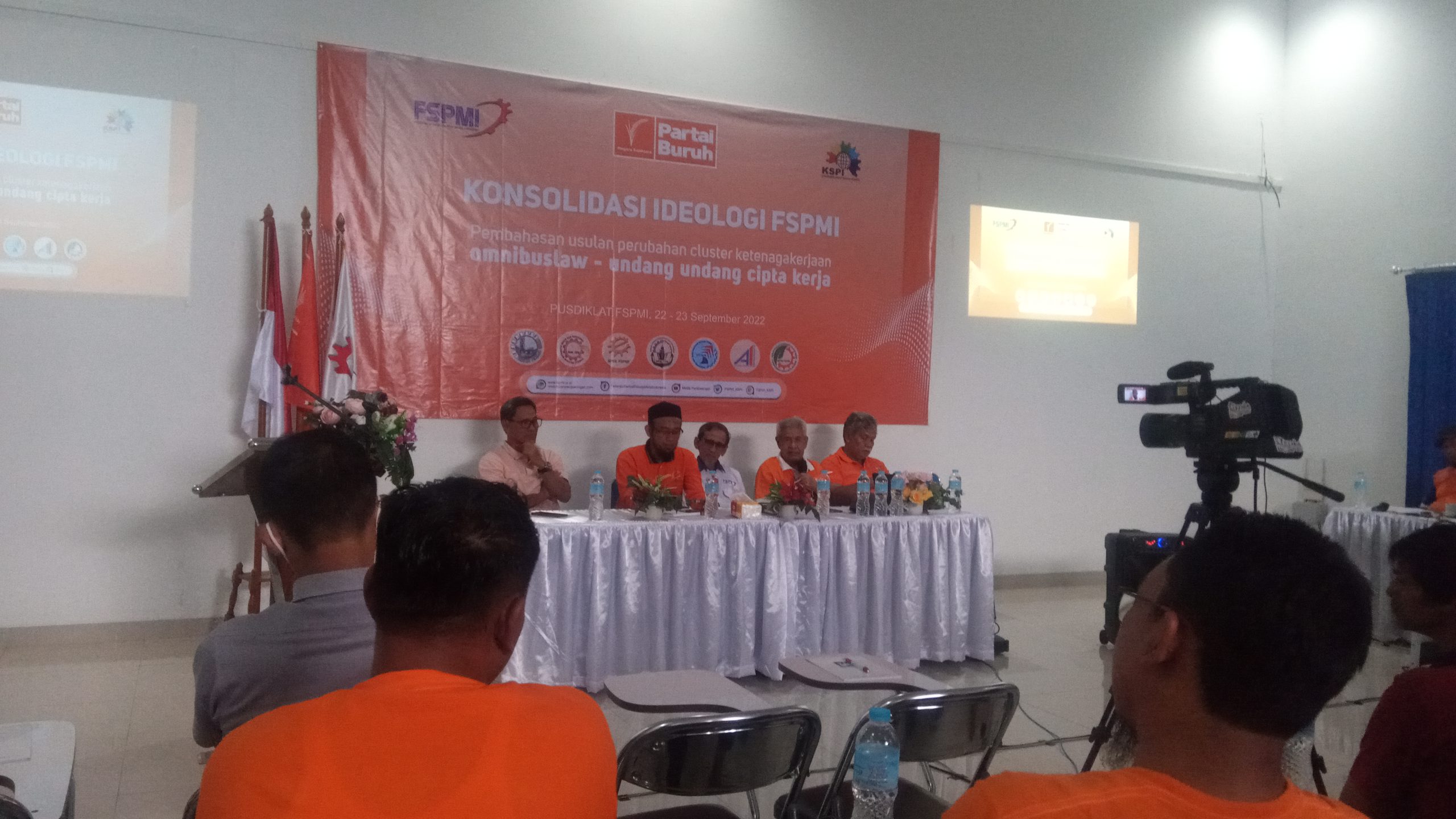 Menguatkan Gerakan Tolak Omnibuslaw, FSPMI Purwakarta Hadiri Konsil di Bogor