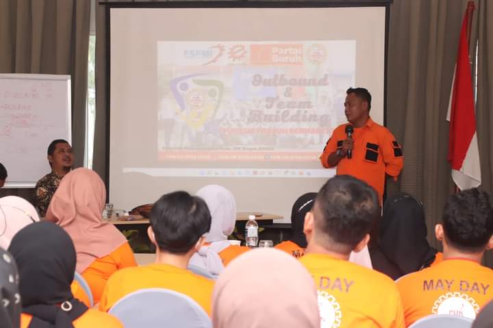 Ini Pesan Ketua Exco Partai Buruh Kepri kepada Buruh Epson Batam