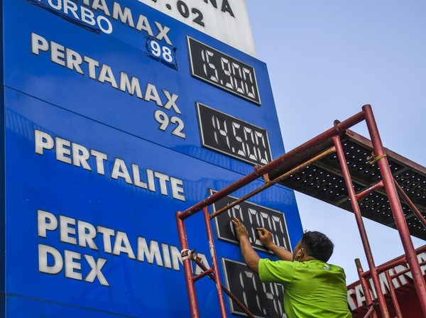 BBM Naik, Erick Thohir: Penyesuaian Upah Buruh, Said Iqbal: Justru Memicu PHK