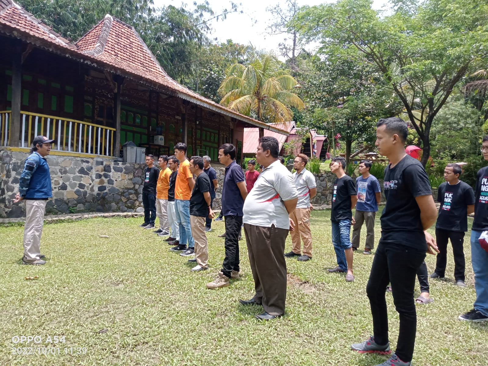 Ciptakan Kader Organisasi Handal, PUK SPAMK FSPMI PT. NGK Ceramics Indonesia Adakan Pendidikan Leadership