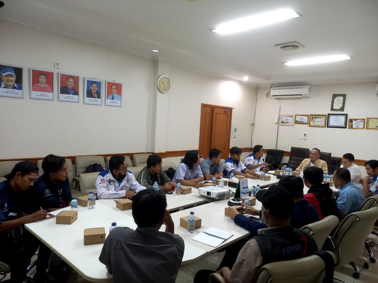 PC SPL FSPMI Bekasi Lakukan Audiensi ke Kantor Cabang BPJS Ketenagakerjaan