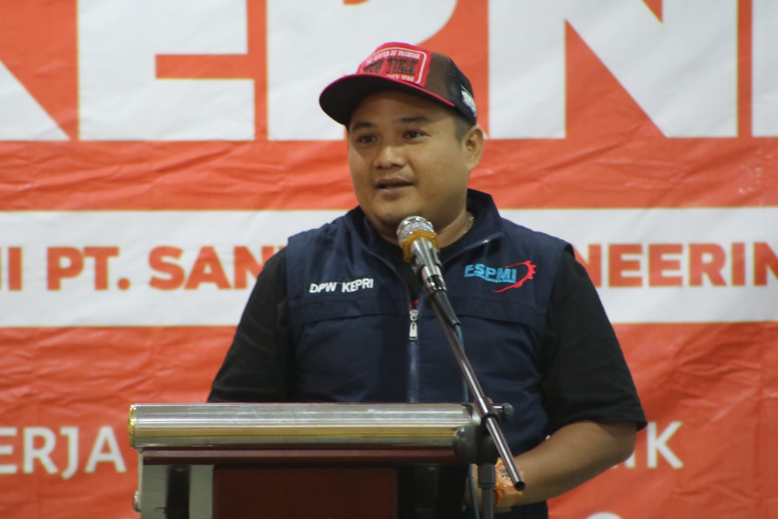 Djafri Rajab : Bicarakanlah Terus Politik Sampai Partai Buruh Berkuasa