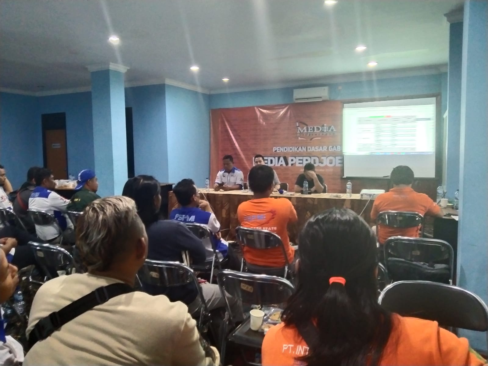 Bahas Perkembangan Anggota, Bidang Organisasi SPL FSPMI Gelar Rapat