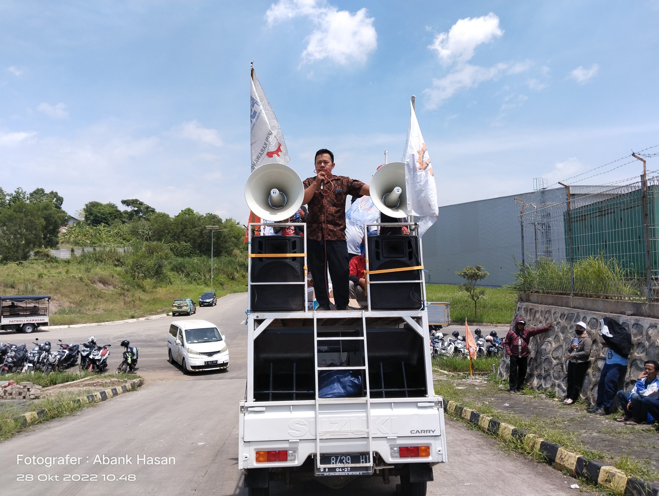 Upah Tidak Naik Tahun 2022, PUK SPAMK FSPMI PT. Dongil Casting Gelar Aksi Unjuk Rasa