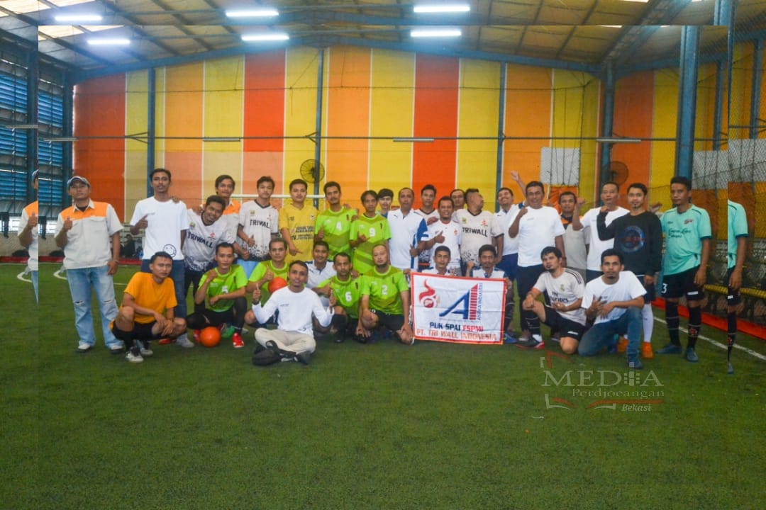 PUK SPAI FSPMI PT. Tri Wall Indonesia Bangun Kekompakan Melalui Futsal