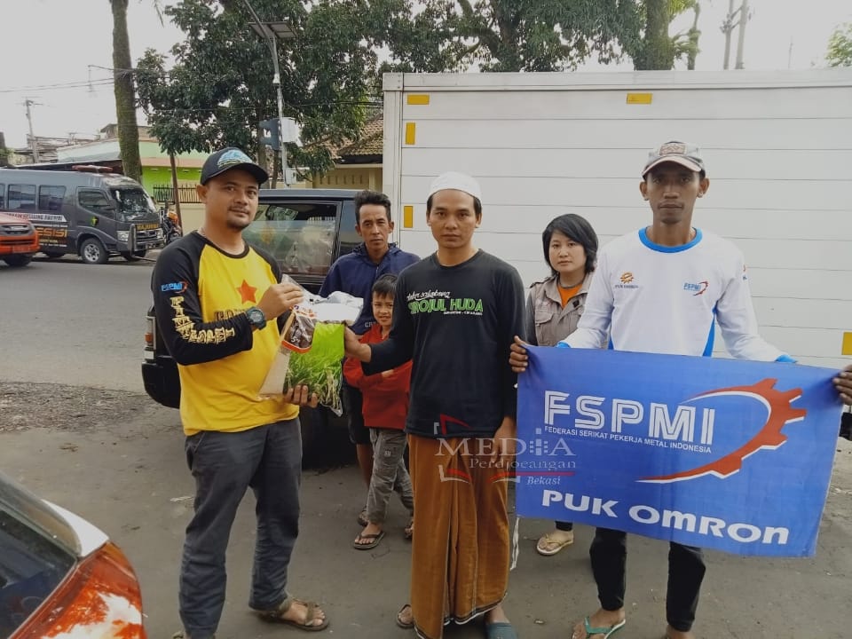 FSPMI Peduli Cianjur, Serikat Pekerja PT. Omron Berikan Bantuan Sosial