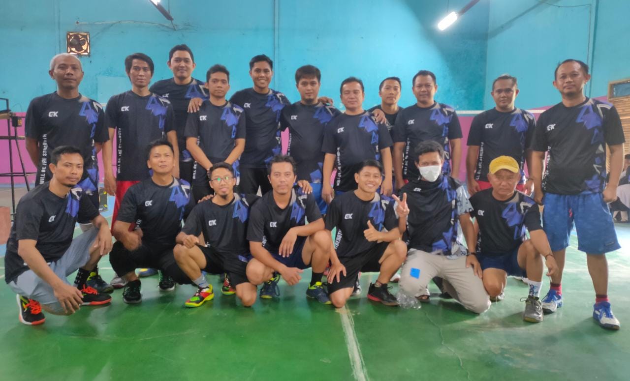 Pekerja PT. Asianet Springs Indonesia Adakan Turnamen Badminton