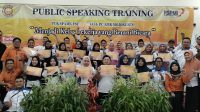 Publik Speaking Training: Kelas Pekerja Harus Berani Bicara Publik Speaking Training: Kelas Pekerja Harus Berani Bicara