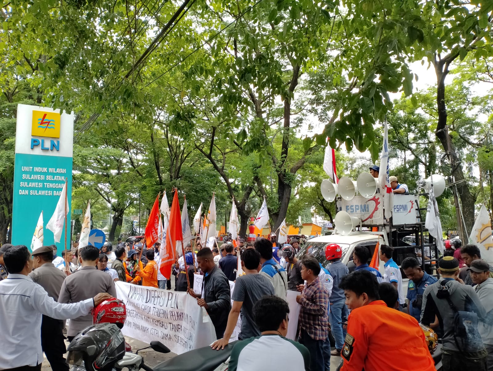 Tolak PHK, Partai Buruh Ikut Perjuangkan Nasib Buruh Alih Daya di Sulsel