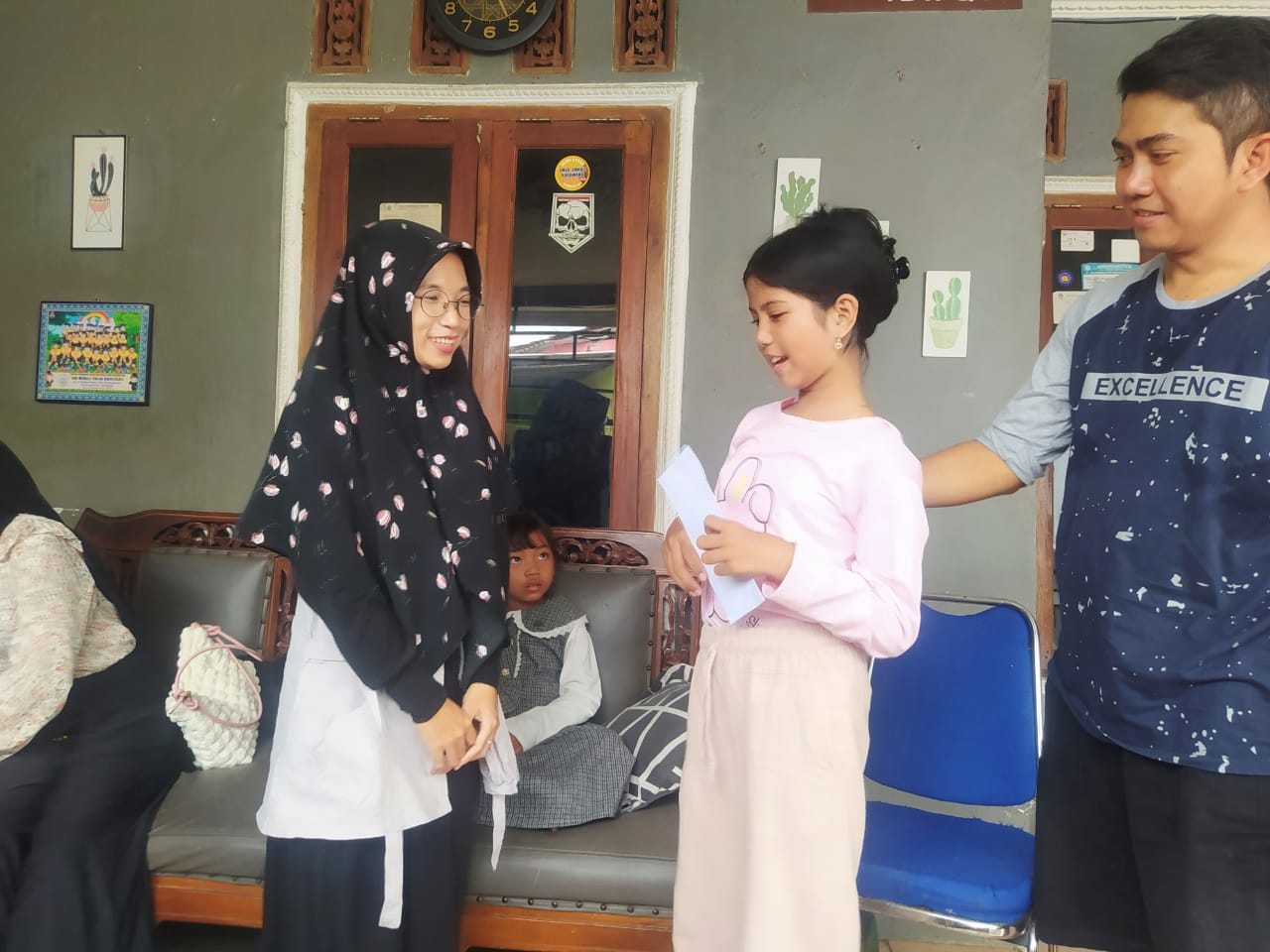 PUK SPEE FSPMI PT. Nesinak Adakan Santunan Anak Yatim Piatu Secara ‘Door to Door’