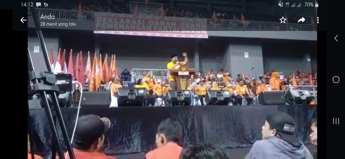 Kelas Pekerja, Kaum Tani Kembalilah Kerumahmu Sendiri