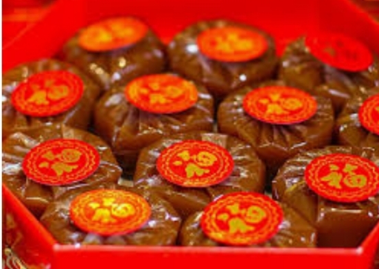 Jelang Imlek Dodol Cina Makin Diburu, Kini Produksinya Capai 1 Ton per Hari