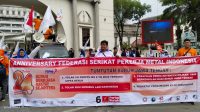Demo Buruh Di Balai Kota Semarang, Buruh Serahkan MOU Pakta Kesejahteraan Demo Buruh Di Balai Kota Semarang, Buruh Serahkan MOU Pakta Kesejahteraan