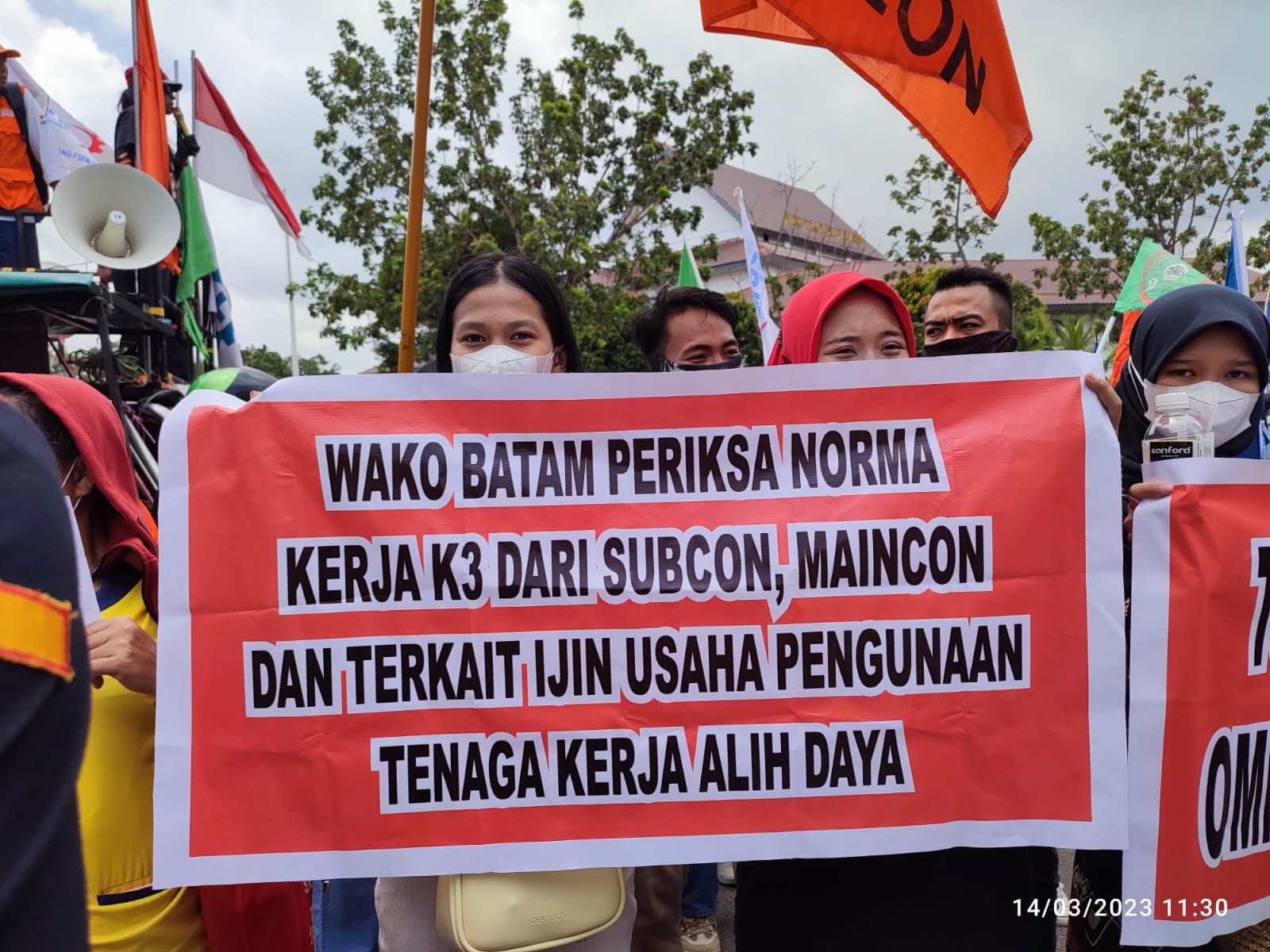 Koalisi Rakyat Menuntut Agar Pemerintah Usut Tuntas Kasus Kecelakaan Kerja di Batam