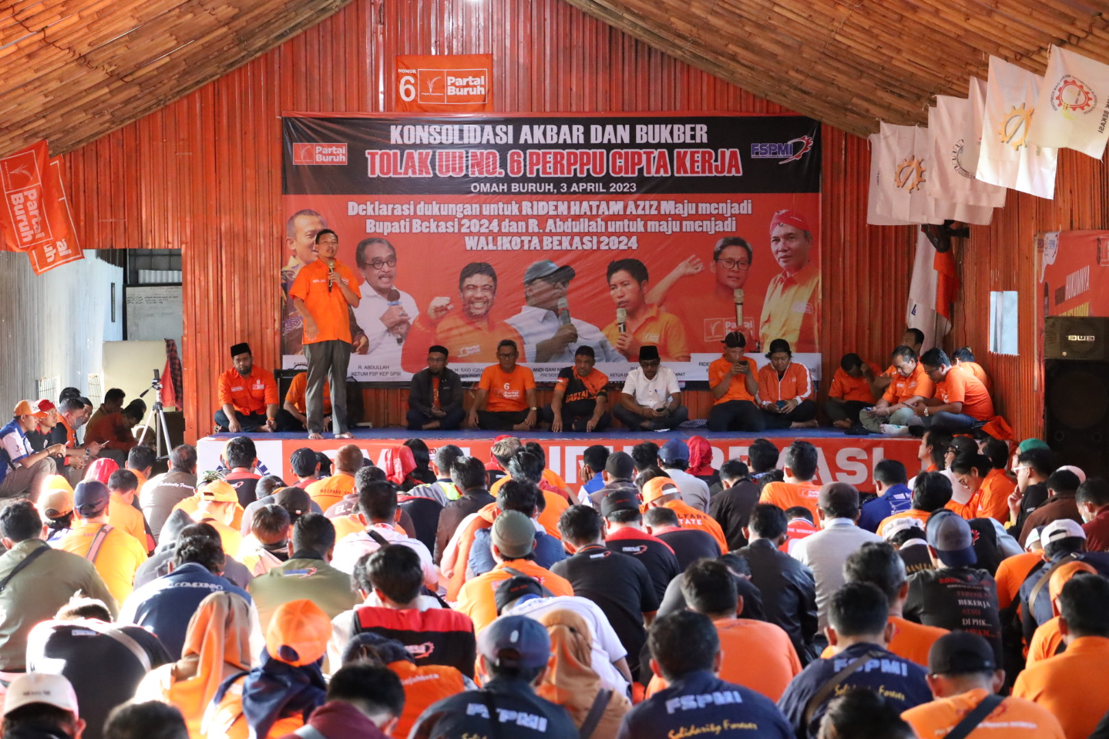 Ribuan Anggota dan Simpatisan Partai Buruh Hadiri Konsolidasi Akbar di Omah Buruh Bekasi