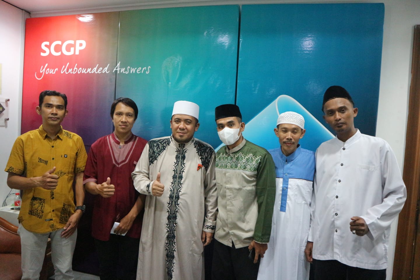 Tak Disangka, Mantan Buruh Pabrik Kini Menjadi Dai Kondang