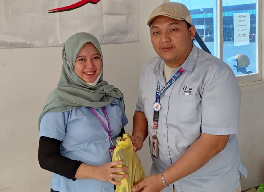 PUK SPAI FSPMI PT. Hwa Seung Indonesia Bagikan Bingkisan Lebaran Kepada Anggota