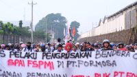 Buntut Pengrusakan Bendera Serikat Pekerja, Sebanyak 500 Buruh FSPMI Jepara Demo Di PT. Formosa Bag Indonesia Jepara