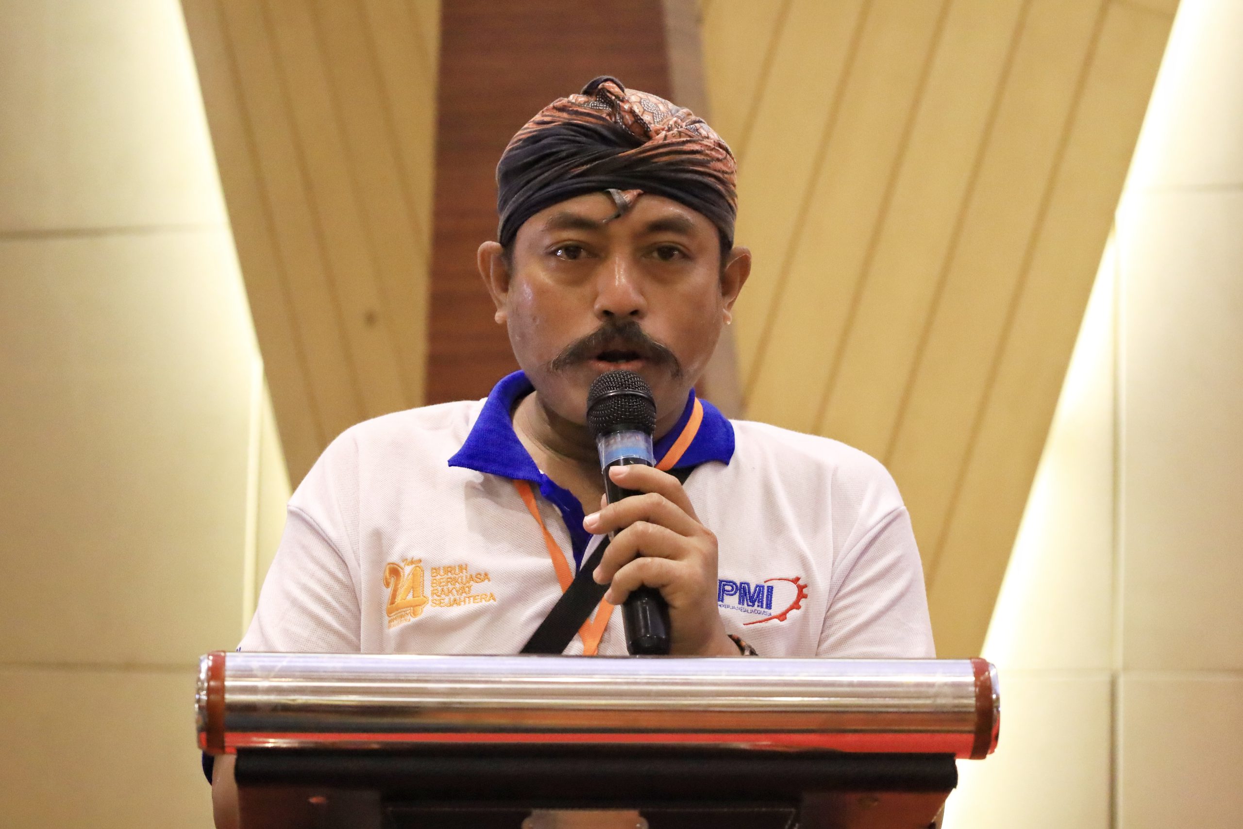 Hadirkan ‘Mbah Tjokro’ dari Jawa Timur, Media FSPMI Bekasi Rencanakan Pendidikan Desain Grafis