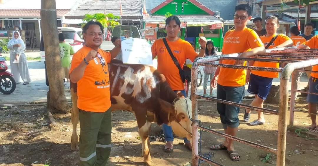 Jamkeswatch Kota Bekasi Terima Sumbangan Hewan Qurban dari Direktur Utama BPJS Kesehatan