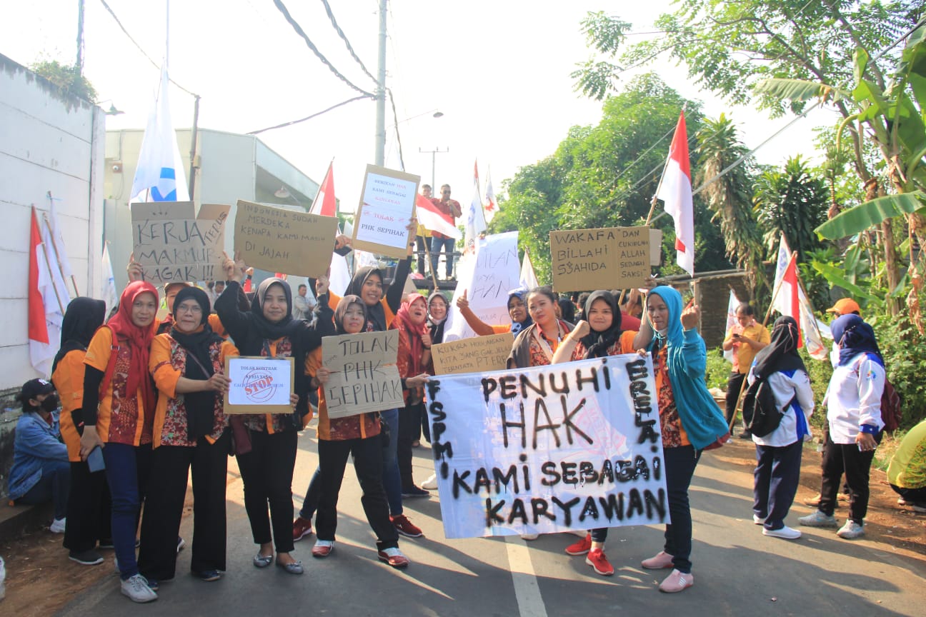 Unjuk Rasa PUK SPAI FSPMI PT Erela Menuntut Hak Normatif