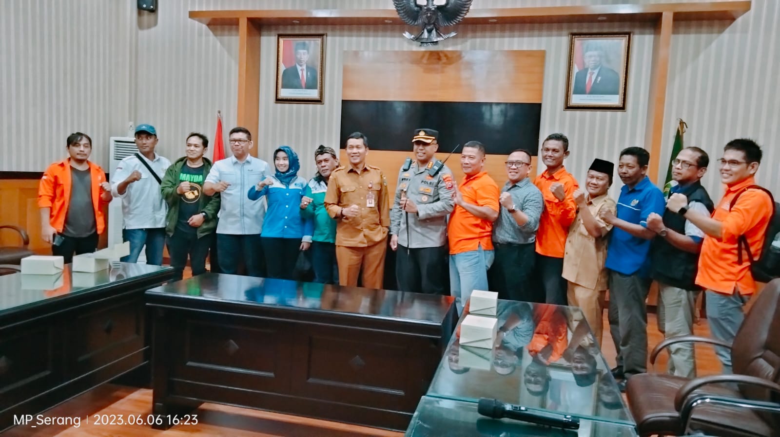 Pimpinan Buruh Ditemui Asda 1 Provinsi Banten dalam Aksi 0606