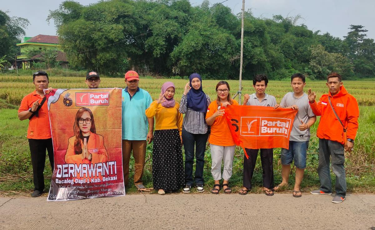 Sosialisasikan Partai Buruh, Bacaleg Dermawanti dan Tim Kunjungi Desa Sirnajati