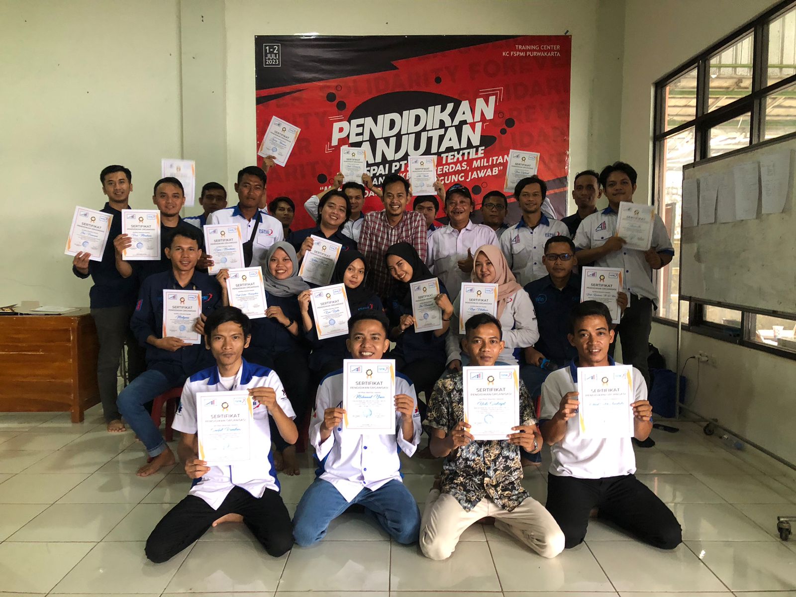 Ketua PC AI FSPMI Purwakarta Dalam Pendidikan Lanjutan PUK Wintex: Semoga Ilmu Yang Didapat Bisa Diimplementasikan