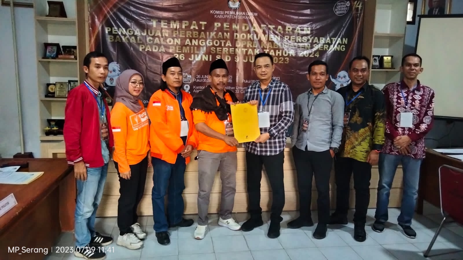 Exco Partai Buruh Kabupaten Serang Serahkan Dokumen Perbaikan Bacaleg kepada KPUD