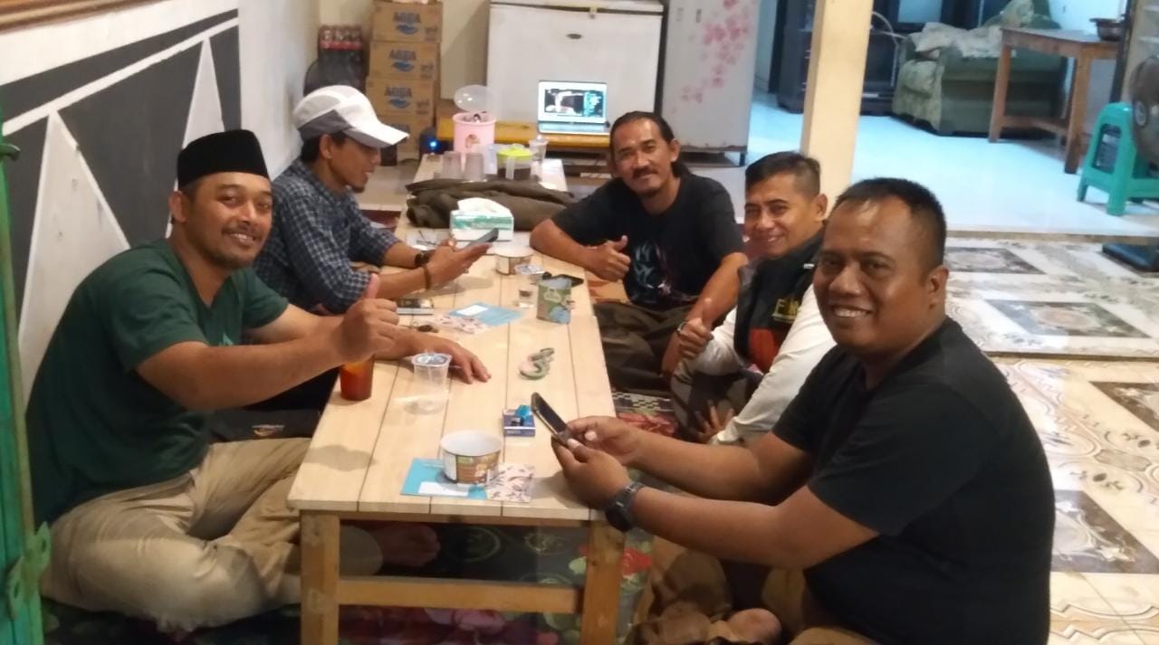 Setelah 7 Bulan Bertugas, Pengurus Ambulans dan TPU Perumahan Mega Regency Adakan Rapat