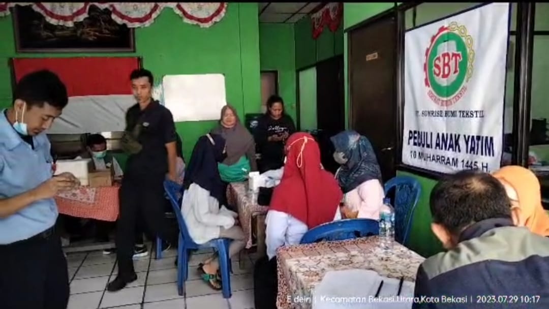Rumah Sakit Taman Harapan Baru Bersama Jamkeswatch Kota Bekasi Kembali Adakan Bakti Sosial