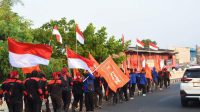 KC FSPMI & Exco Partai Buruh Kabupaten Bekasi Sambut Peserta Long March di Perbatasan Karawang – Bekasi
