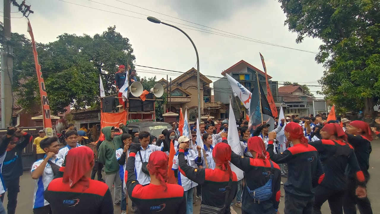 Mendekati Pembahasan Upah 2024, FSPMI Majalengka Gelar Aksi Pemanasan