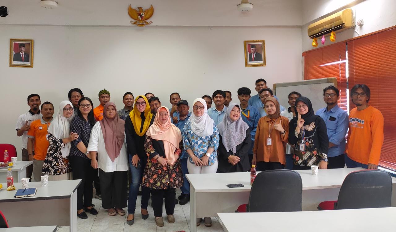 Gandeng JamkesWatch, PT. AM/NS Indonesia Adakan Sosialisasi BPJS Kesehatan