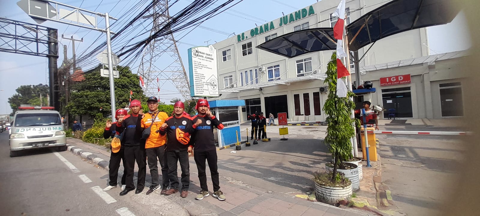 Rumah Sakit Graha Juanda dan DPD Jamkeswatch Kota Bekasi Siapkan Ambulans untuk Peserta Long March
