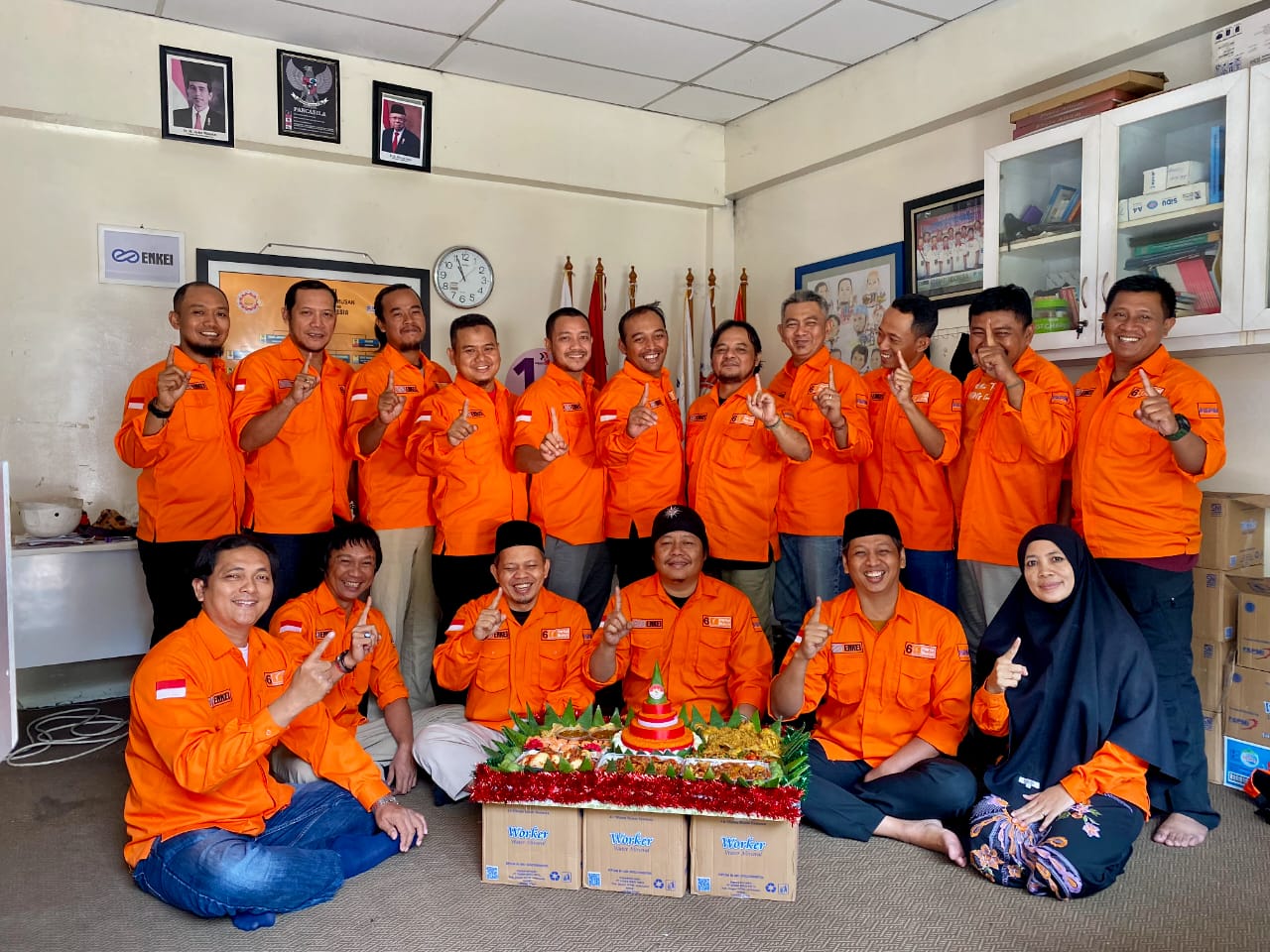 Peringati HUT PUK SPAMK FSPMI PT. Enkei Indonesia, Seluruh Pengurus Berkumpul di Sekretariat