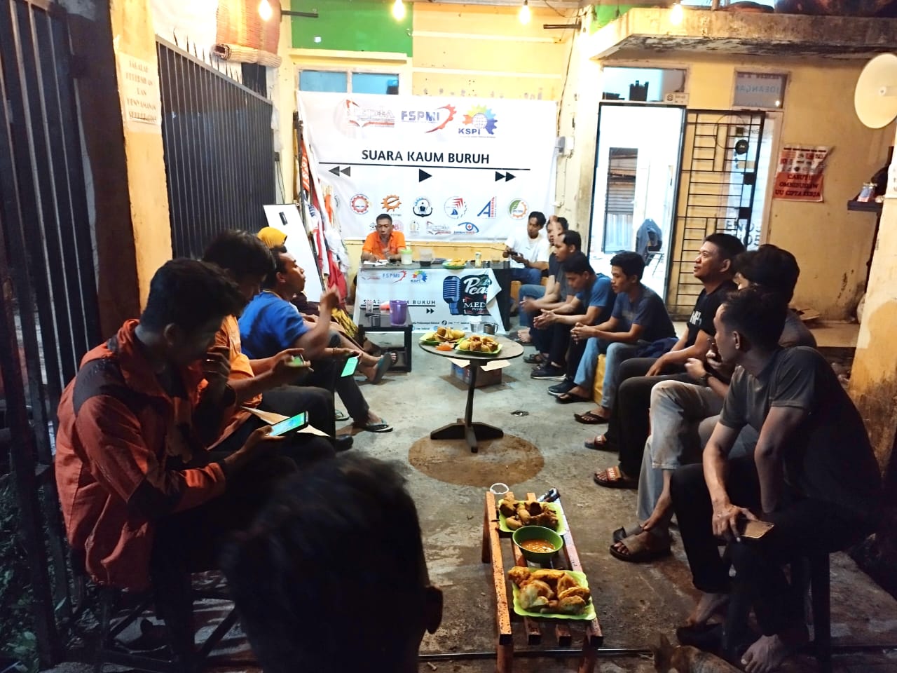 Bahas Beberapa Agenda, FSPMI Sulawesi Selatan Adakan Rapat Rutin