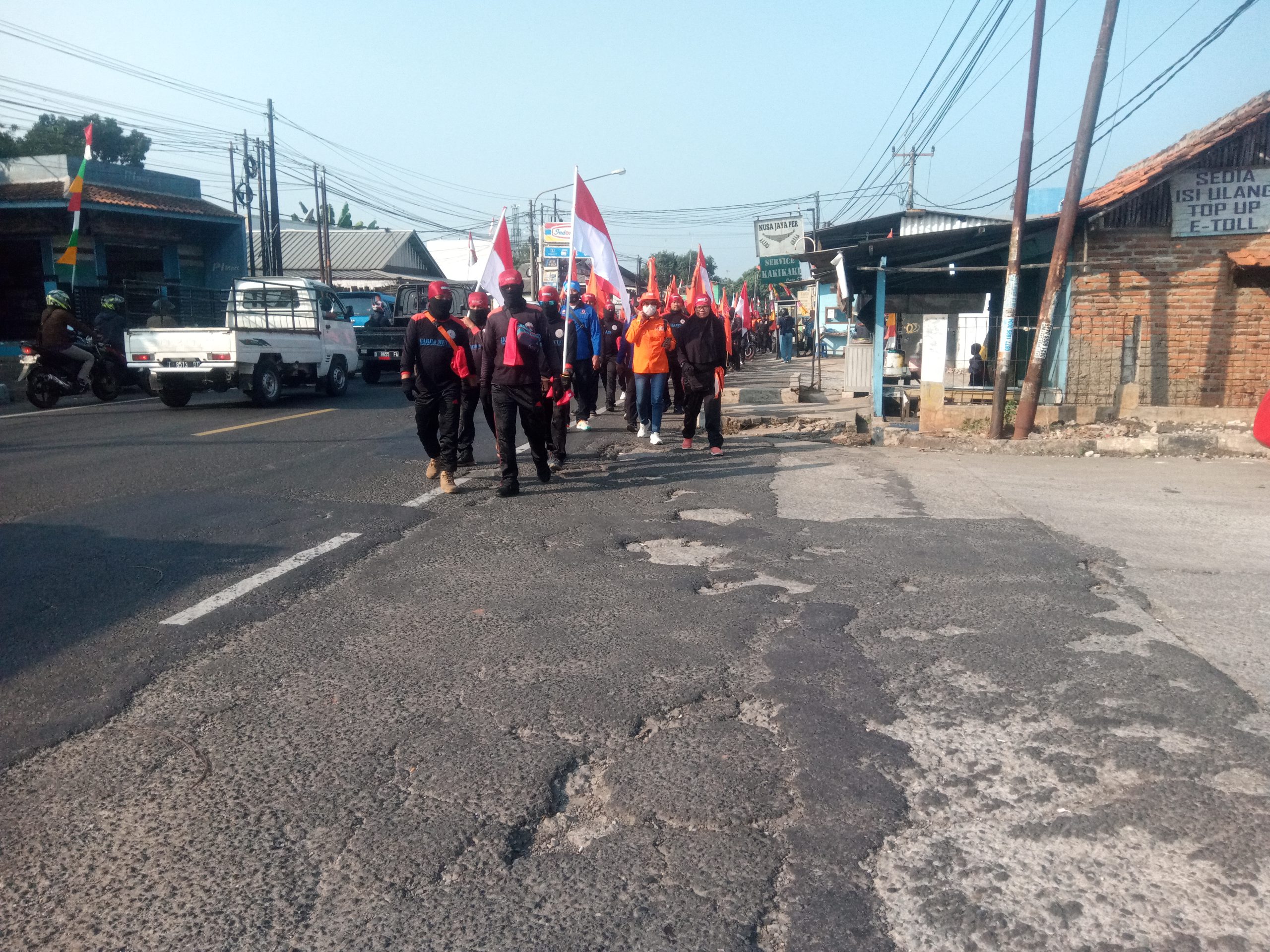 Ketua KC FSPMI Purwakarta: Longmarch Bandung-Jakarta Adalah Usaha Perjuangan Buruh Menentang Kebijakan Yang Tidak Berpihak Kepada Rakyat